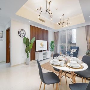 Luxe Apartments Near Dubai Mall Burj Khalifa Pool Gym Parking